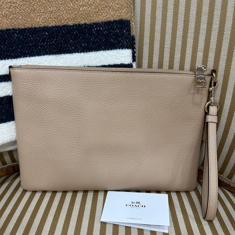 Authentic Coach Oversized Wristlet - Picture 2 of 5